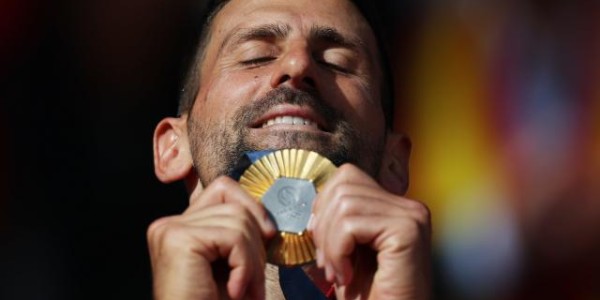 乐鱼体育-Day 9综述：“小胖”“小德”铸霸业 中国泳军再添金