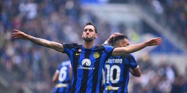 乐鱼体育登陆入口-国米是冠军！将士们辛苦了，庆祝派对开始！