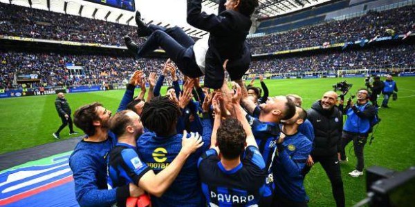 乐鱼体育登陆入口-国米是冠军！将士们辛苦了，庆祝派对开始！